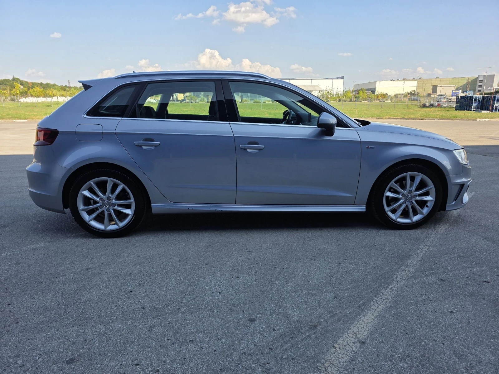 Audi A3 1.6TDI-110kc, снимка 6 - Автомобили и джипове - 55363953