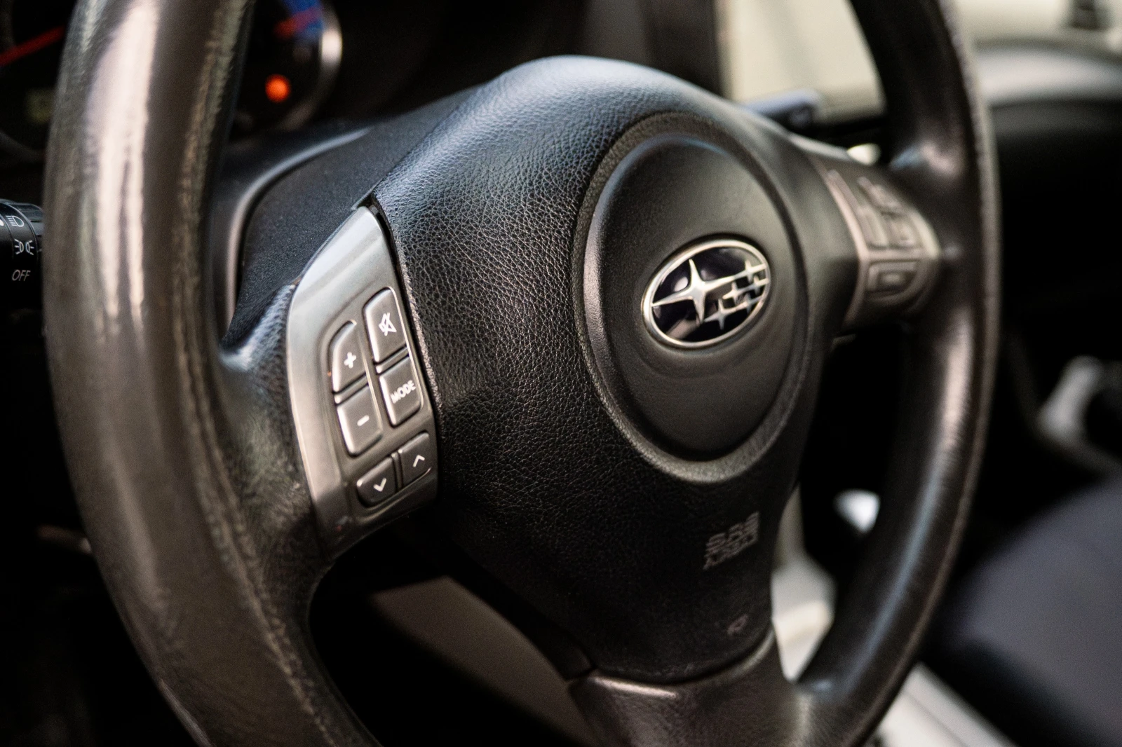 Subaru Forester 2.0 Газ/Бензин, снимка 3 - Автомобили и джипове - 55662061