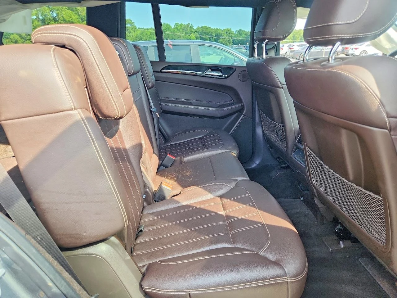 Mercedes-Benz GLS 450 4MATIC* ПОДГРЕВ* ПЪЛНА СЕРВИЗНА, снимка 11 - Автомобили и джипове - 56013263
