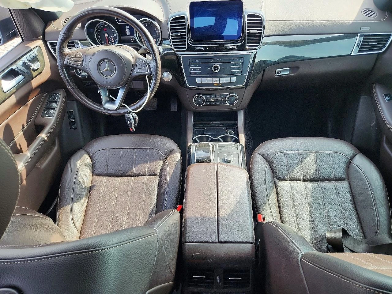 Mercedes-Benz GLS 450 4MATIC* ПОДГРЕВ* ПЪЛНА СЕРВИЗНА, снимка 8 - Автомобили и джипове - 56013263