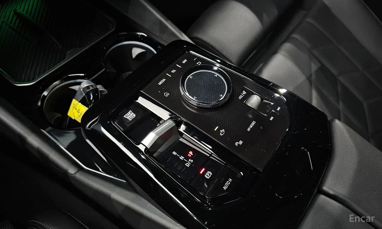 BMW 523  M Sport * АВТОКРЕДИТ * ГЛАВНО ПРЕДСТАВИТЕЛСТВО , снимка 9 - Автомобили и джипове - 56103277