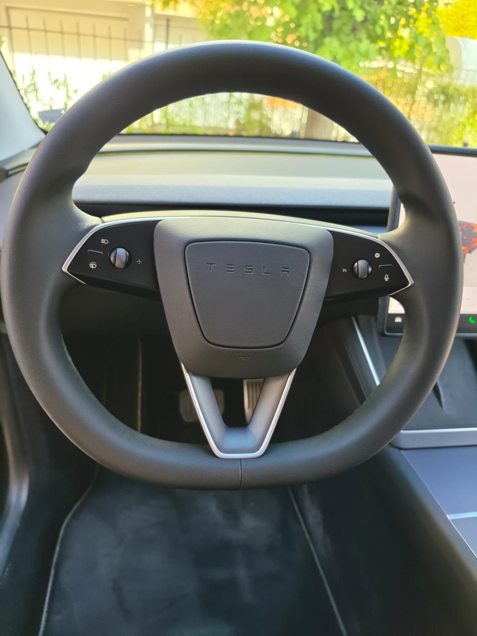 Tesla Model Y JUNIPER DUAL MOTOR, снимка 11 - Автомобили и джипове - 56380150