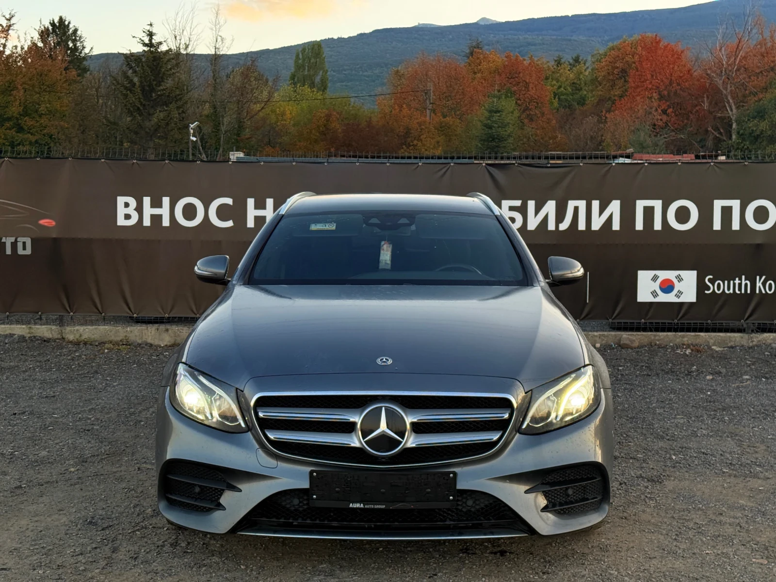 Mercedes-Benz E 220 AMG pack* Distronic* 360* Дигитал* Burmester, снимка 3 - Автомобили и джипове - 56326226