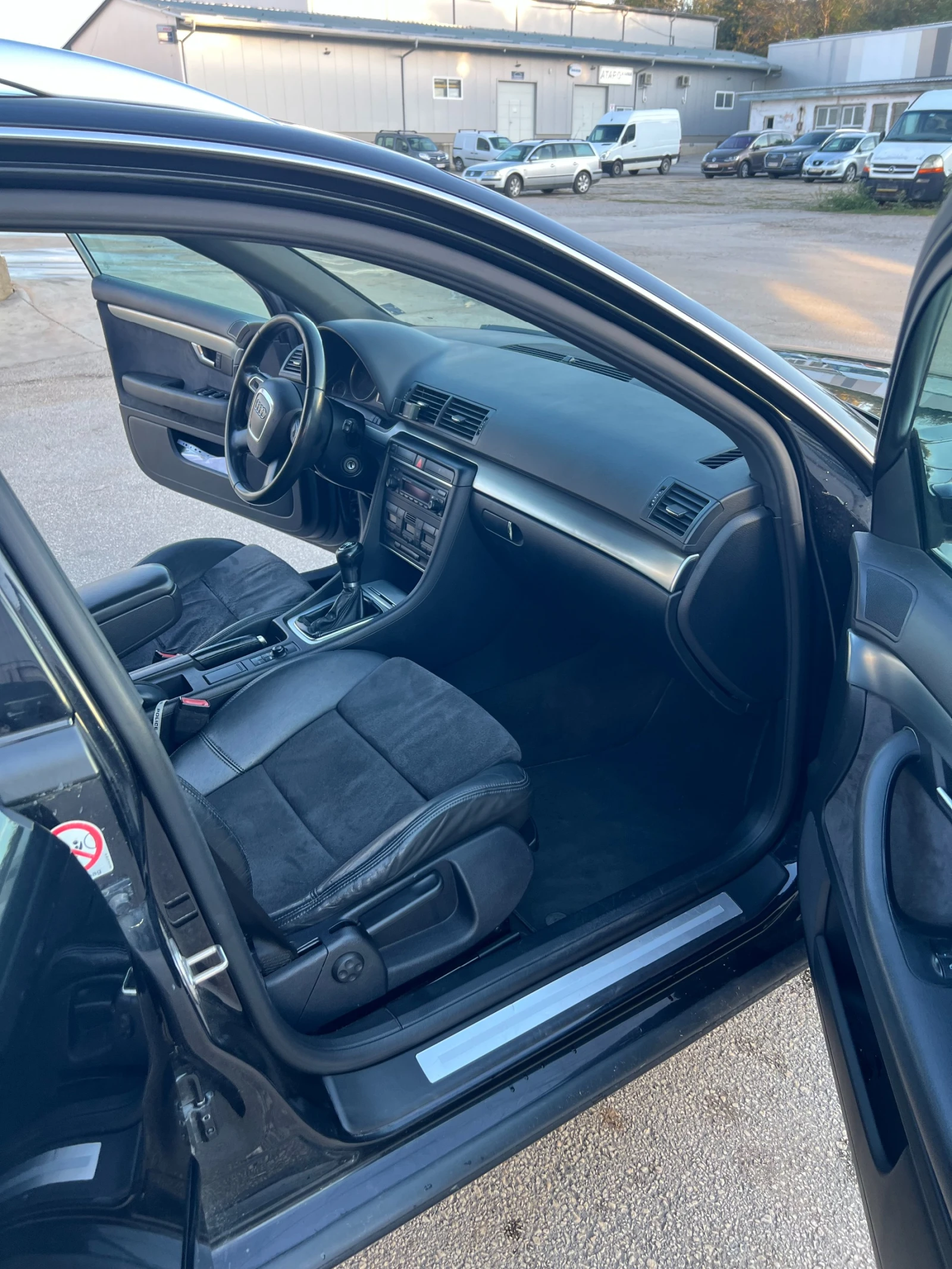 Audi A4 1.9 TDI S-LINE, снимка 12 - Автомобили и джипове - 56570222