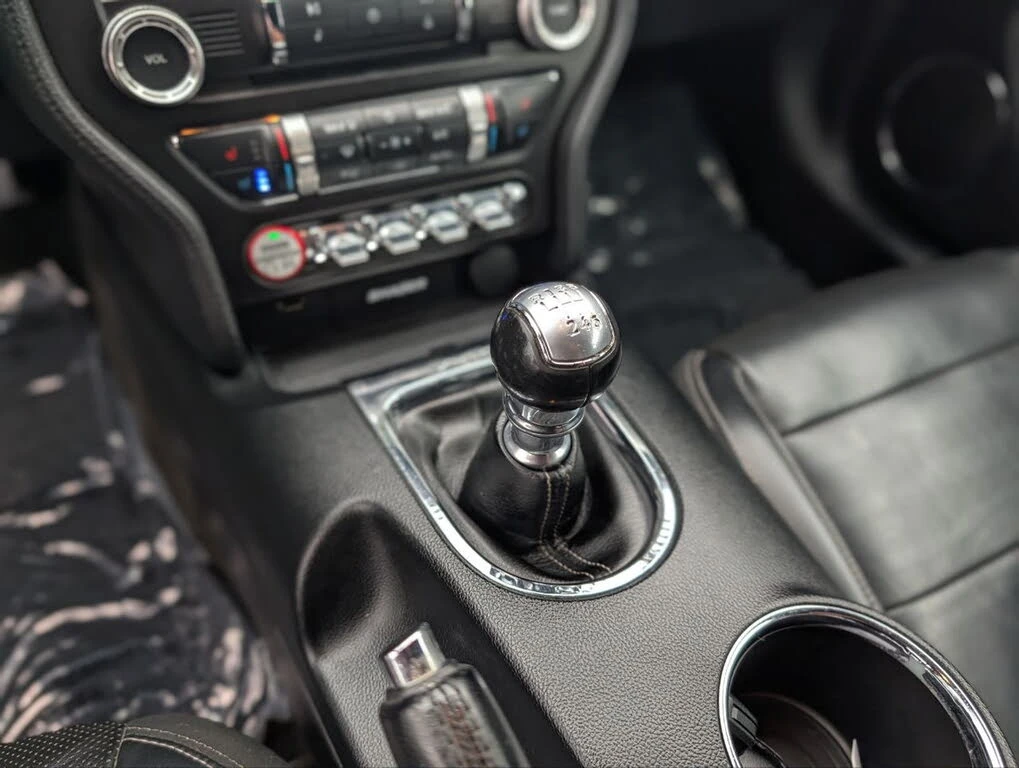 Ford Mustang ПОДГРЕВ* ОБДУХ* КАМЕРА* , снимка 10 - Автомобили и джипове - 56659240