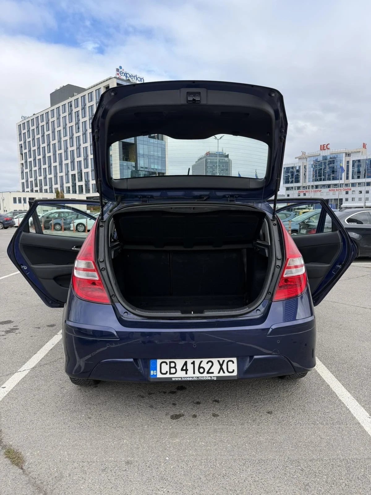 Hyundai I30, снимка 4 - Автомобили и джипове - 56714784