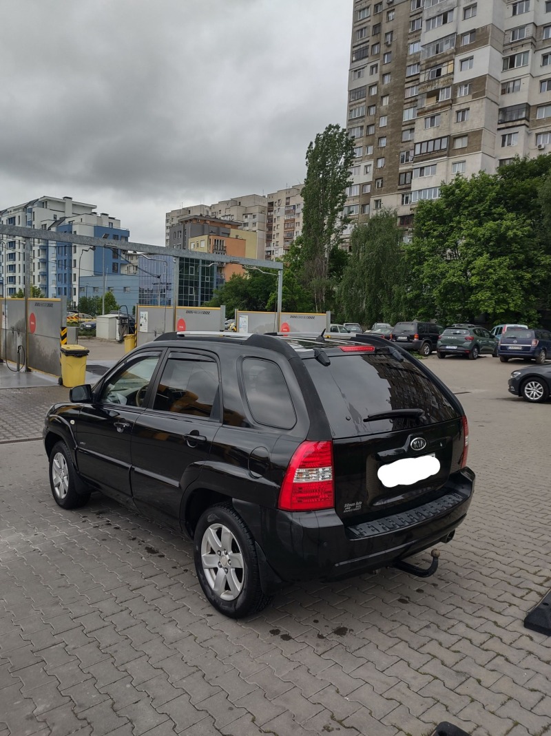 Kia Sportage, снимка 2 - Автомобили и джипове - 46116350