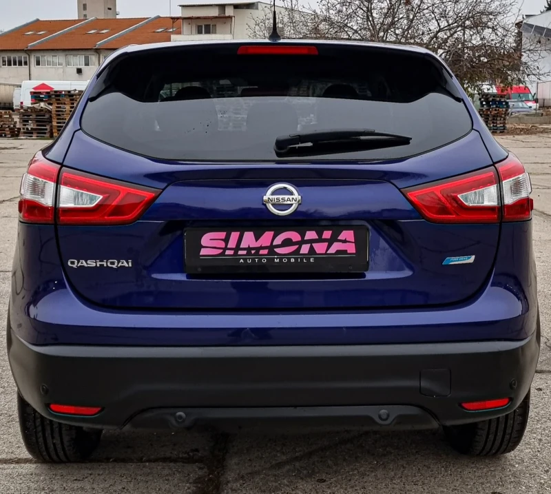 Nissan Qashqai 1.5dci, снимка 5 - Автомобили и джипове - 47983849