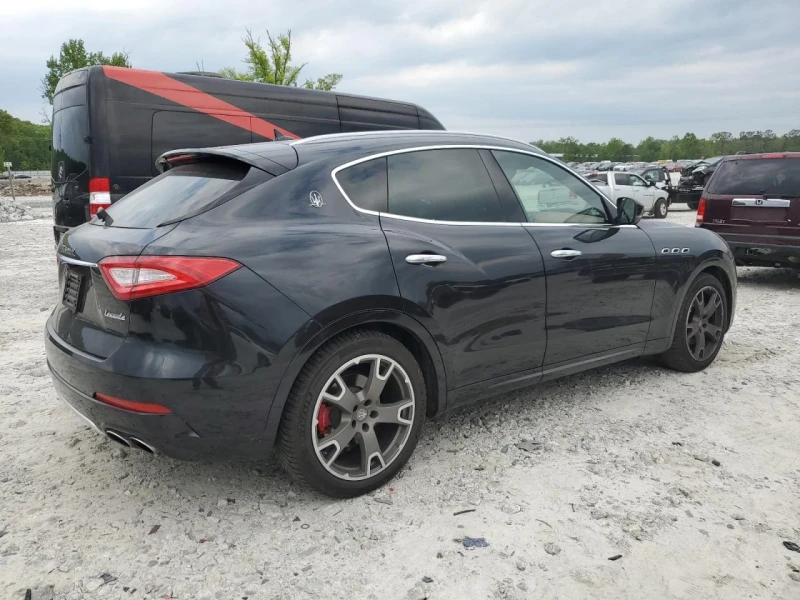 Maserati Levante, снимка 4 - Автомобили и джипове - 48815100