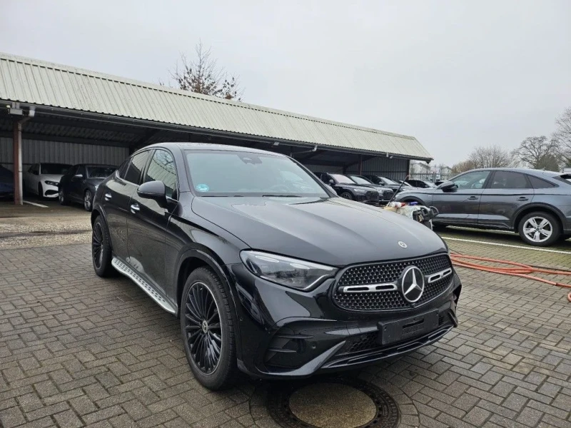 Mercedes-Benz GLC 300 GLC 300 d 4M AMG Coupe Pano 360 Ambiente Night, снимка 3 - Автомобили и джипове - 49329501