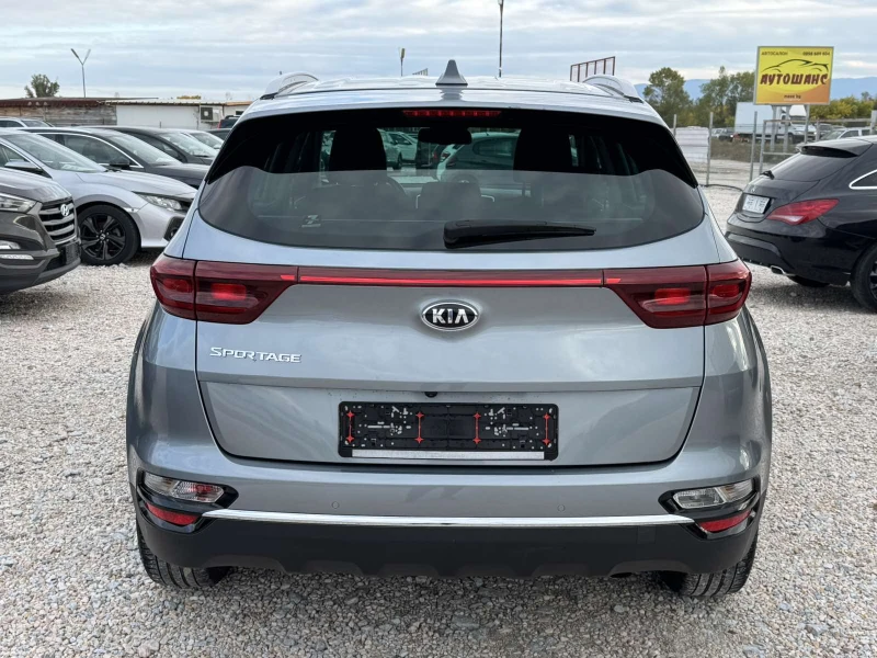 Kia Sportage 1.6I, снимка 5 - Автомобили и джипове - 52087847