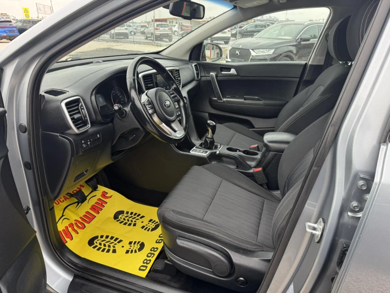 Kia Sportage 1.6I, снимка 12 - Автомобили и джипове - 52087847