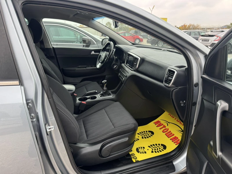 Kia Sportage 1.6I, снимка 15 - Автомобили и джипове - 52087847