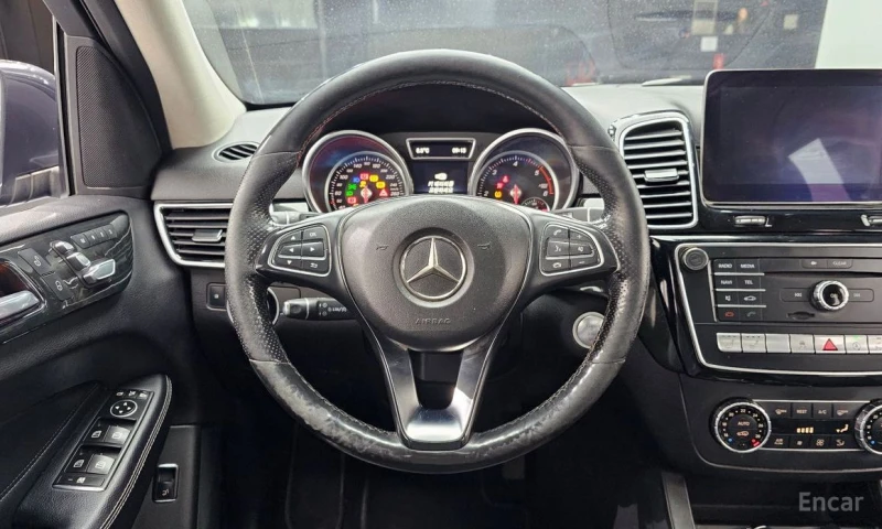 Mercedes-Benz GLE 350, снимка 13 - Автомобили и джипове - 53226463