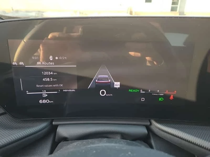 Audi SQ5 * TECNHIK * CARFAX * PANO * KEYLESS, снимка 8 - Автомобили и джипове - 53569026