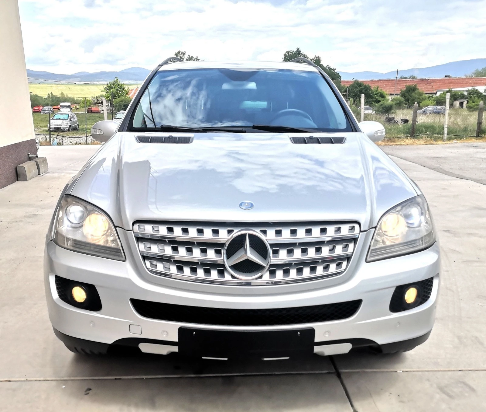 Mercedes-Benz ML 320  - изображение 2