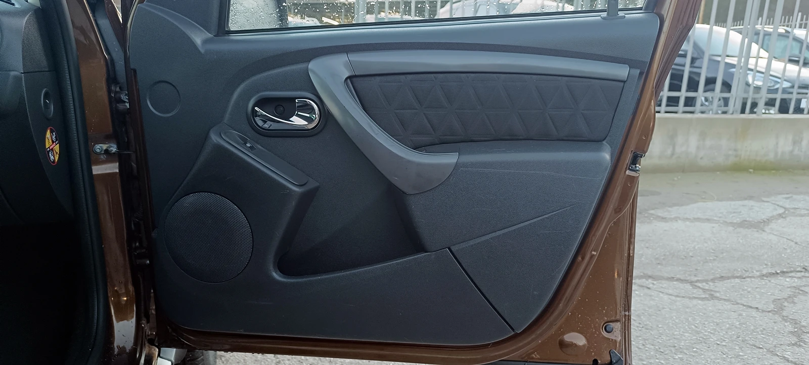 Dacia Duster 1.6i LPG Face | Mobile.bg � ����������� 14