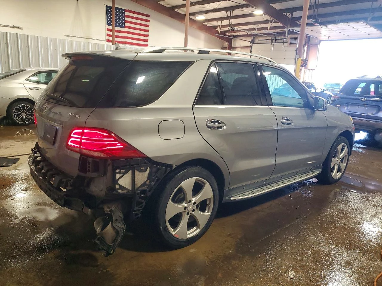 Mercedes-Benz GLE 350 4MATIC, снимка 3 - Автомобили и джипове - 53726692