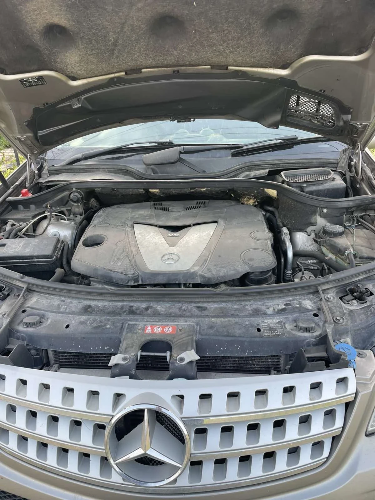 Mercedes-Benz ML 320, снимка 7 - Автомобили и джипове - 54195863