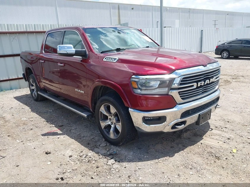 Dodge RAM 1500 5.7l Laramie 4X4 5'7 Box