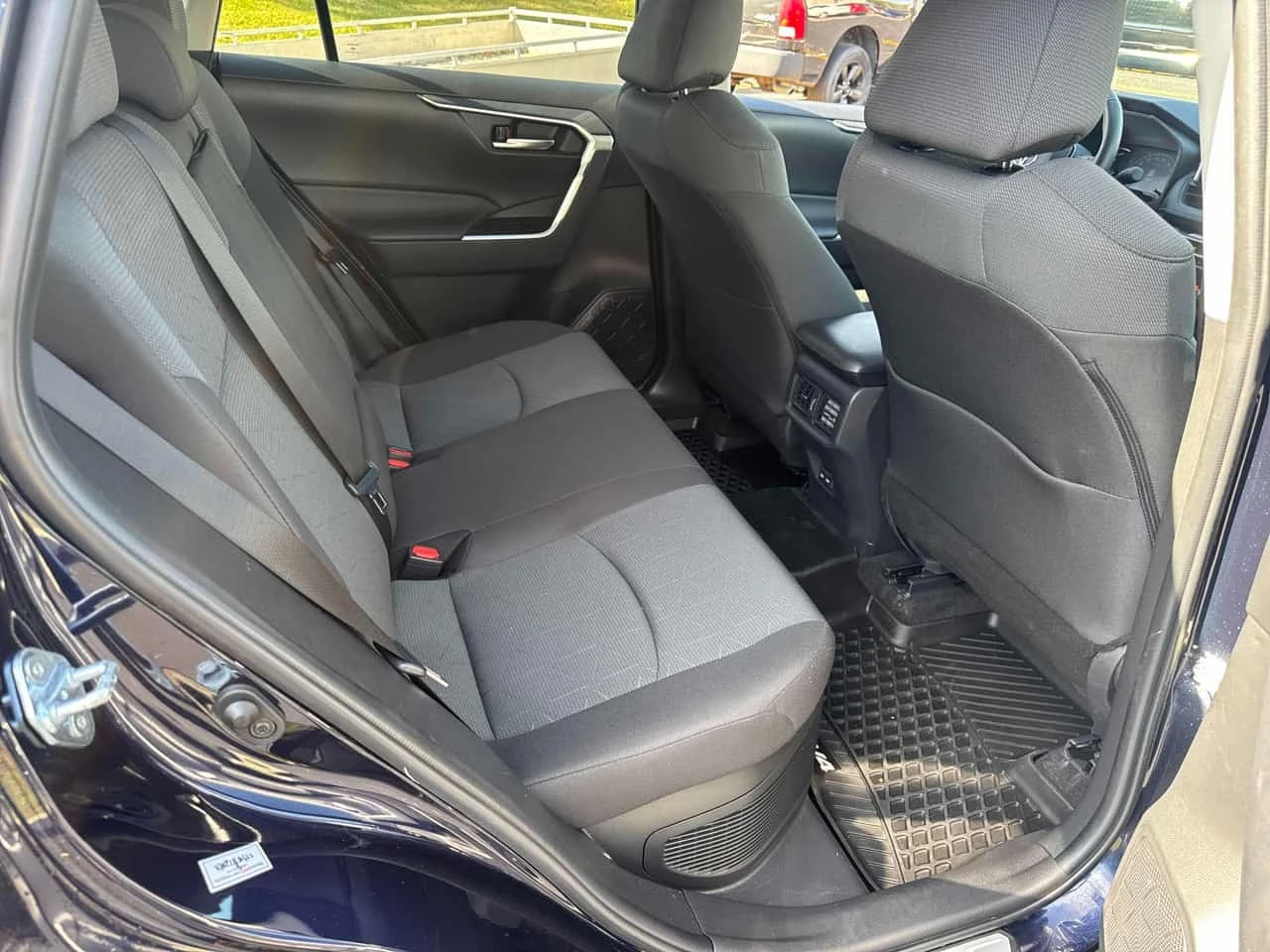 Toyota Rav4 * Hybrid XLE * CARFAX * ����� �� ����������� | Mobile.bg � ����������� 13