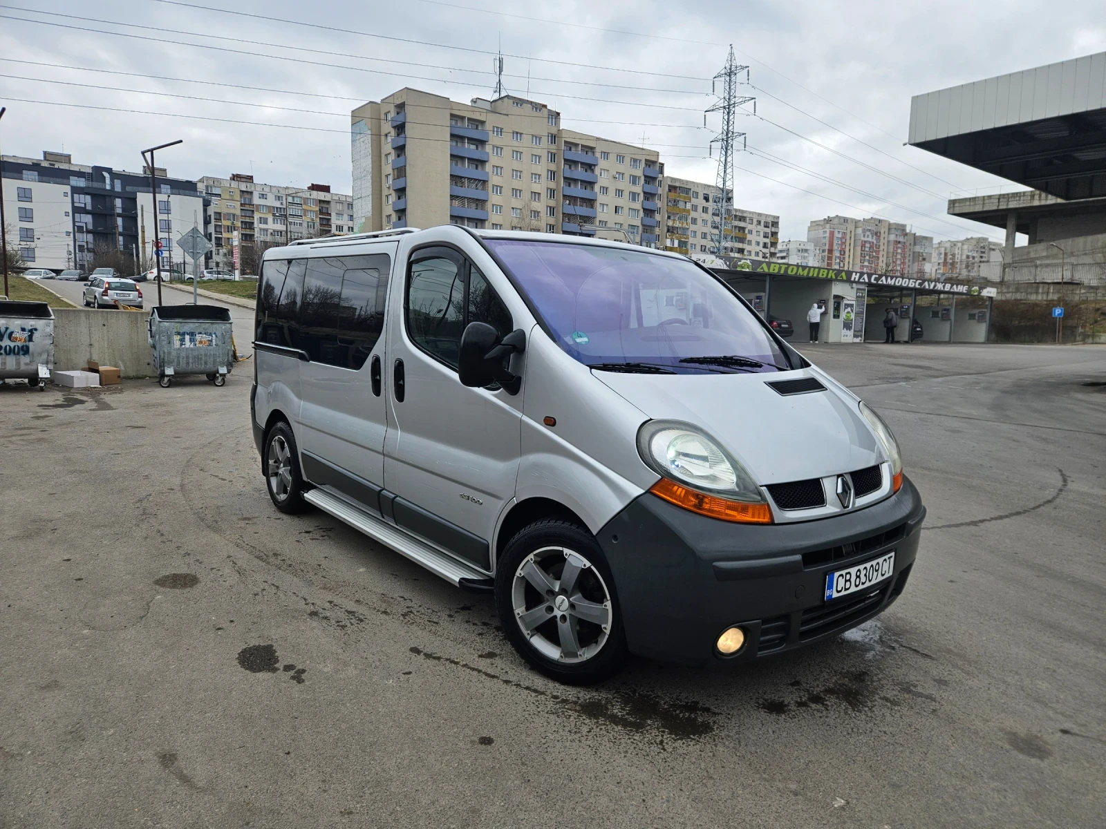 Renault Trafic 1.9dci, снимка 2 - Бусове и автобуси - 53912996