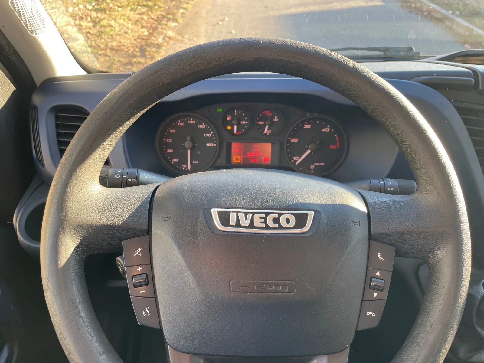 Iveco Daily 2.3 JTD, снимка 10 - Бусове и автобуси - 55015436