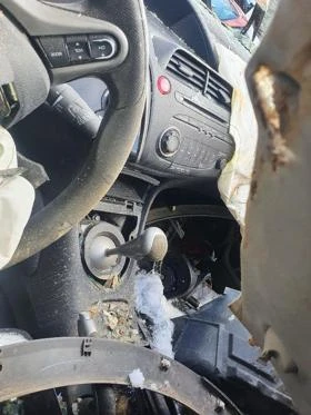 Honda Civic 2.2 tdi, снимка 12