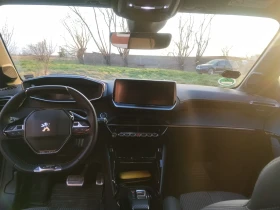 Peugeot 208 GT, снимка 9