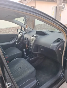 Toyota Yaris 1.0i* FACE* , снимка 7