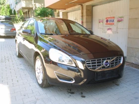 ������ Volvo S60