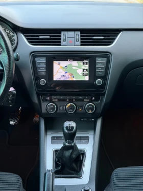 Skoda Octavia 1.6TDi 105кс * 118км* * Сервизна история*  | Auto.bg — изображение 16