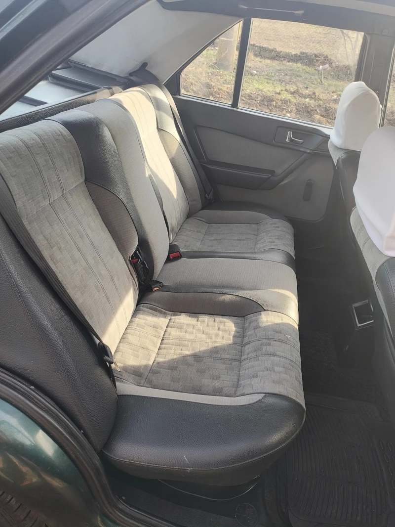 Alfa Romeo 155 1.7 Twin Spark, снимка 15 - Автомобили и джипове - 49565633