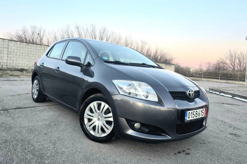 Toyota Auris KЛИМАТРОНИК/ПАРКТРОНИК/1.6VVT-i, снимка 3 - Автомобили и джипове - 49583227