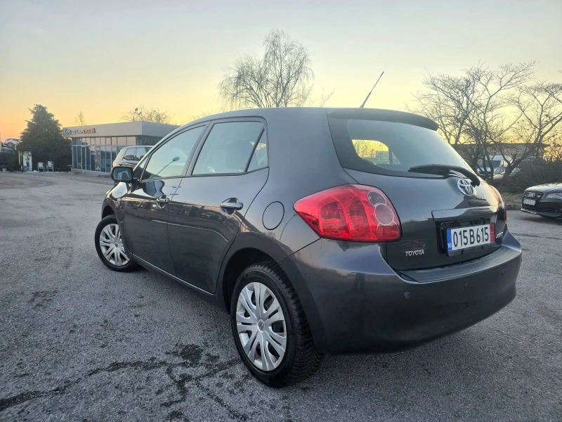 Toyota Auris KЛИМАТРОНИК/ПАРКТРОНИК/1.6VVT-i, снимка 6 - Автомобили и джипове - 49583227