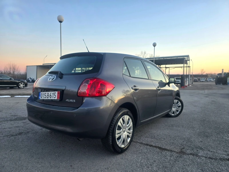 Toyota Auris KЛИМАТРОНИК/ПАРКТРОНИК/1.6VVT-i, снимка 4 - Автомобили и джипове - 49583227