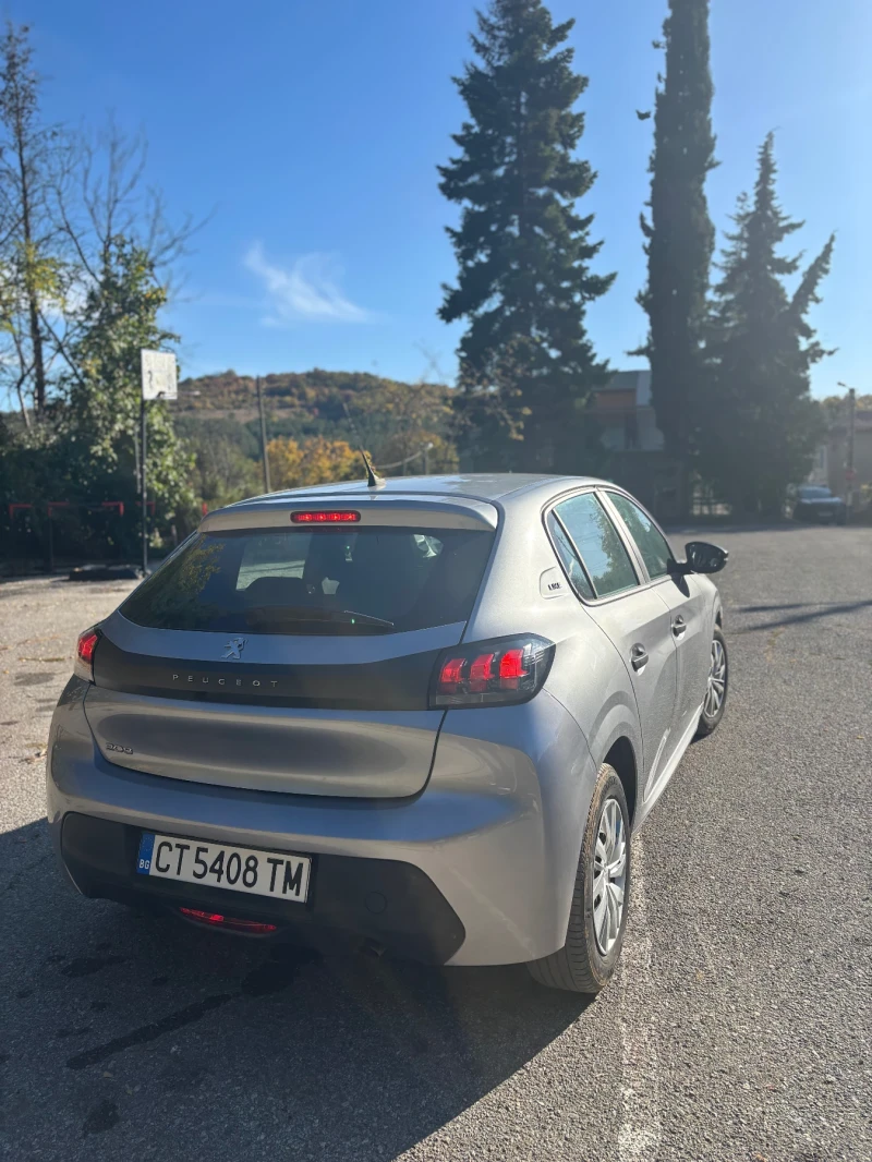 Peugeot 208, снимка 2 - Автомобили и джипове - 50700349