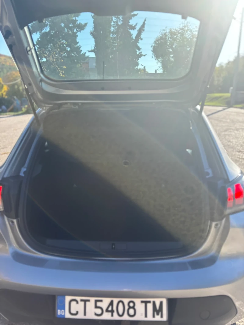 Peugeot 208, снимка 5 - Автомобили и джипове - 50700349