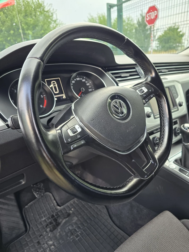 VW Passat 2.0TDI BlueMotion Euro6 , снимка 9 - Автомобили и джипове - 51251661