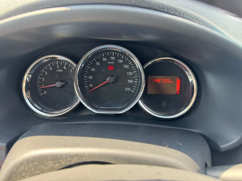 Dacia Sandero Stepway 1.5 dCi 90, снимка 10 - Автомобили и джипове - 51391287