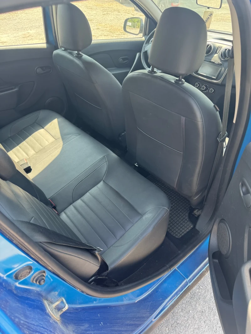 Dacia Sandero Stepway 1.5 dCi 90, снимка 6 - Автомобили и джипове - 51391287