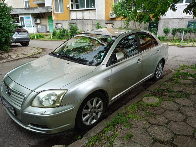 Toyota Avensis, снимка 4 - Автомобили и джипове - 51509797