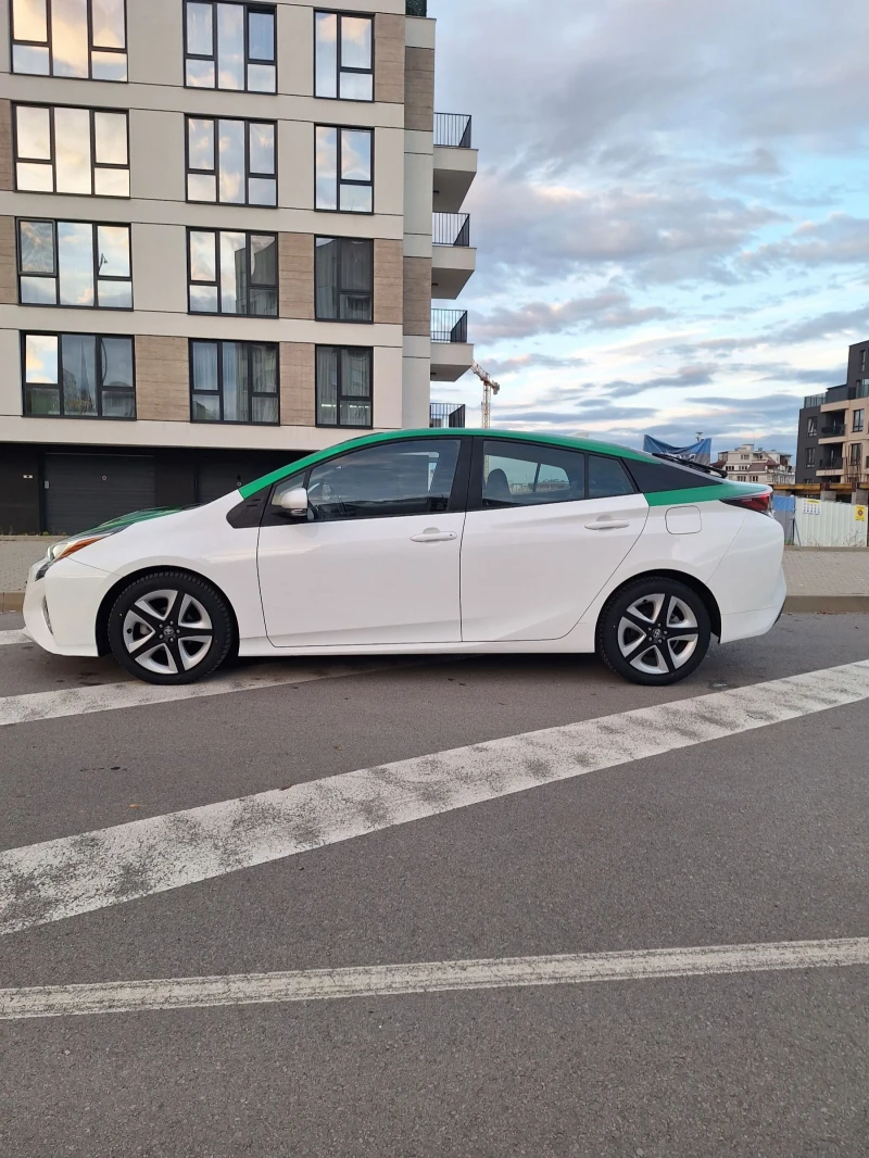 Toyota Prius 1.8 hybrid , снимка 6 - Автомобили и джипове - 52280847