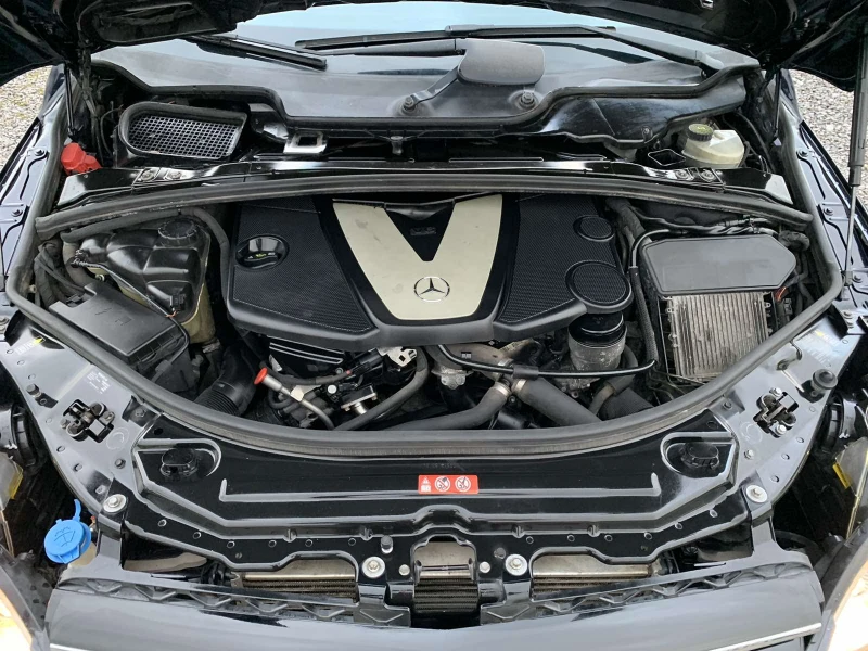 Mercedes-Benz R 320 320CDI/4 MATIC, снимка 17 - Автомобили и джипове - 52351907