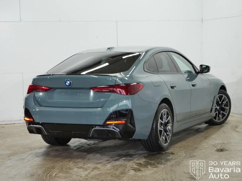 BMW i4 40 eDrive M Sport Paket , снимка 3 - Автомобили и джипове - 52669527