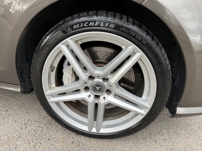 Mercedes-Benz CLS 550 4Matic AMG-Line, снимка 17 - Автомобили и джипове - 53012016