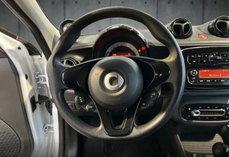 Smart Forfour EQ /22kw/Tempo/, снимка 8 - Автомобили и джипове - 53303139