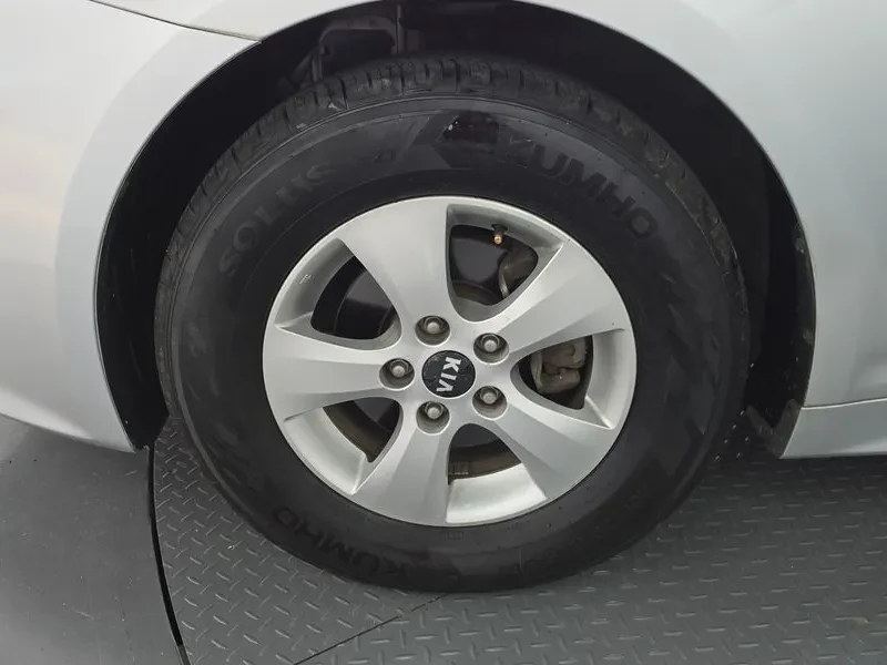 Kia K5 Lpi Deluxe, снимка 5 - Автомобили и джипове - 56127515