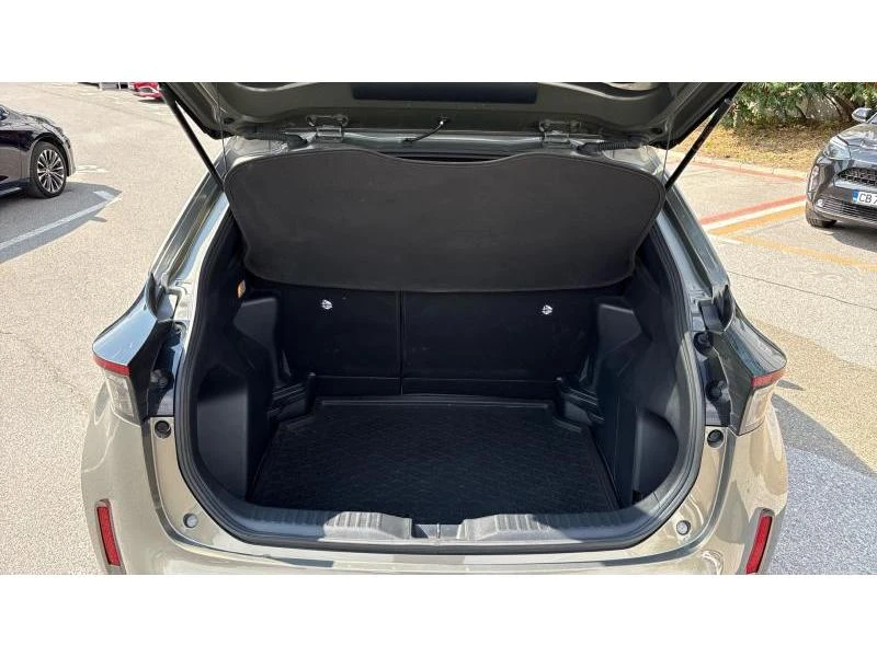 Toyota Yaris Cross 1.5HSD TREND FWD, снимка 10 - Автомобили и джипове - 56205685