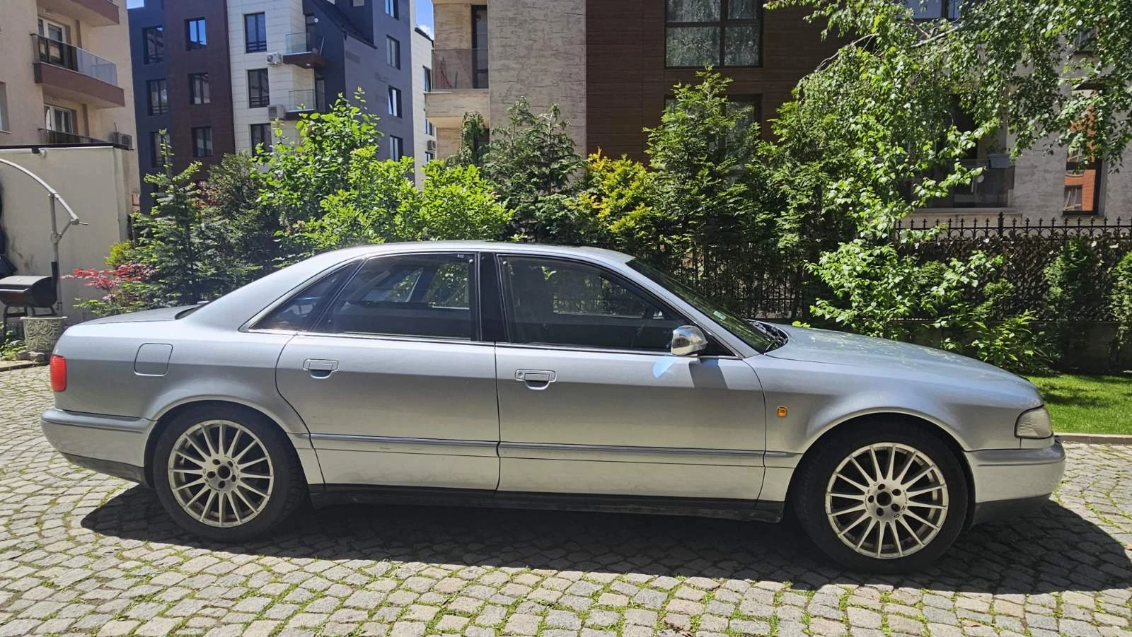 Audi A8 S8, снимка 1